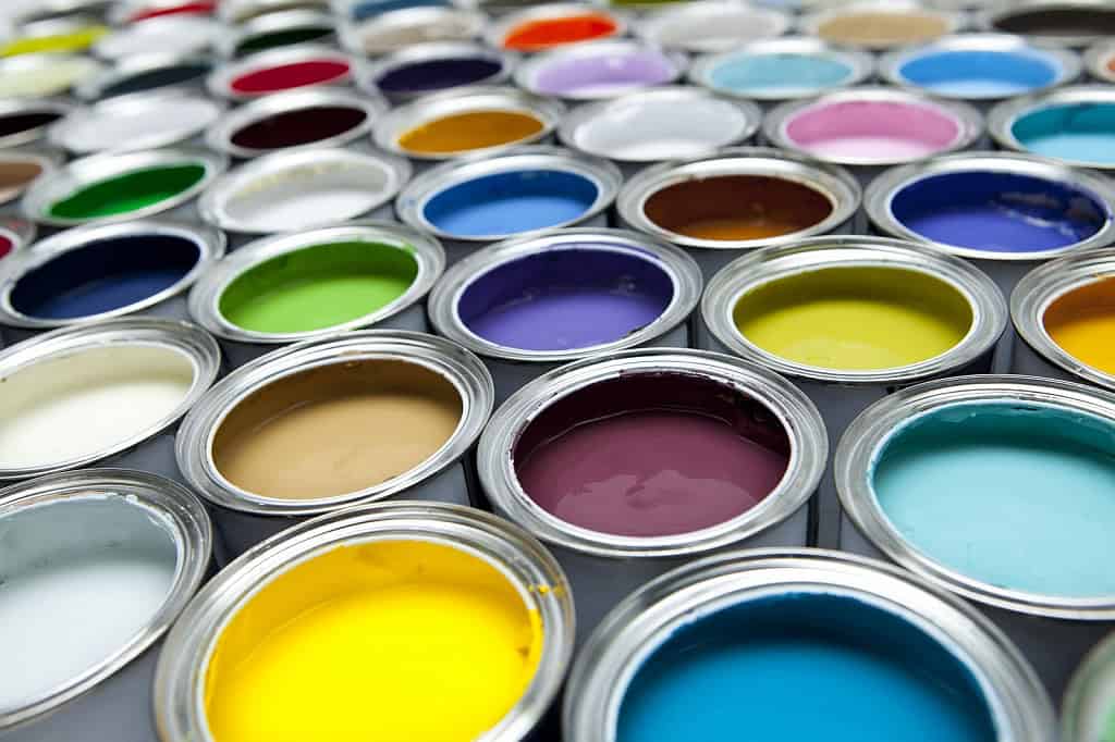 pots de peinture