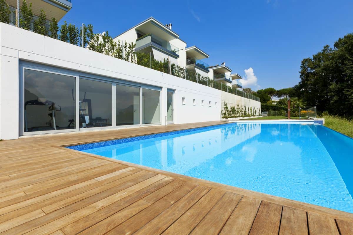 piscine avec maison1