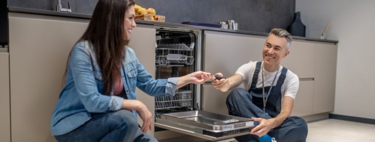 installation lave vaisselle sous egouttoire evier