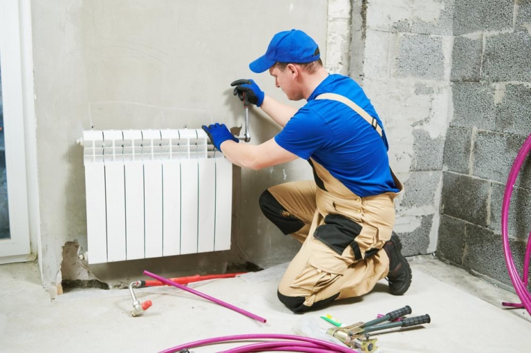reparer radiateur arrache cloison placo
