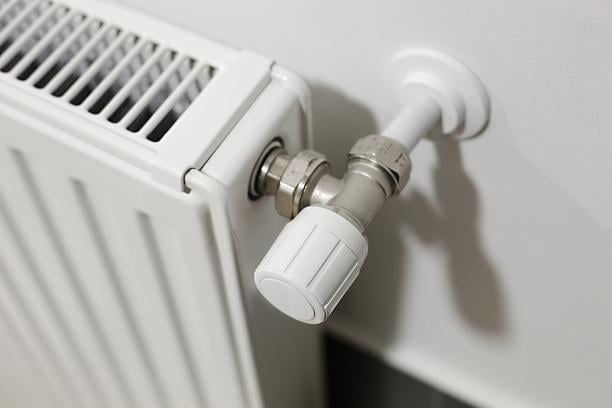 radiateur froid bas causes solutions