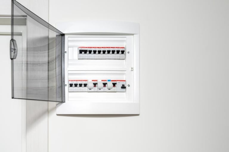 remplacer tableau electrique renovation