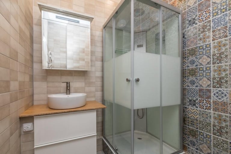 renovation petite salle bain douche italienne
