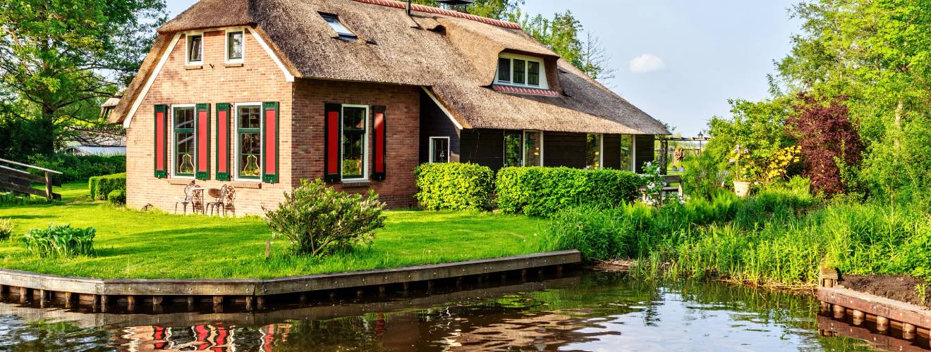 maison pres source eau