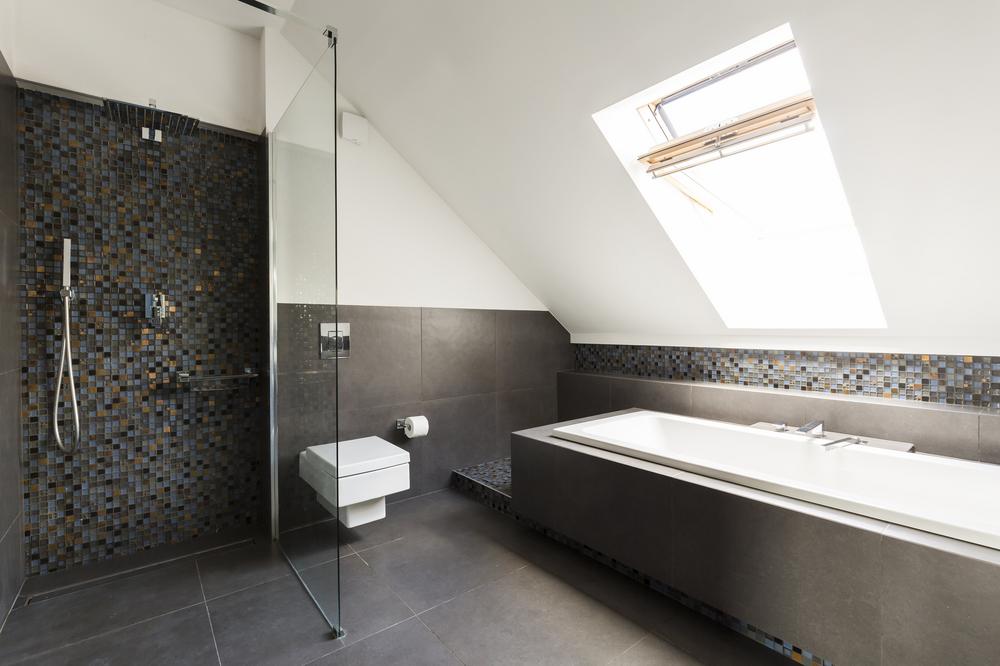 salle bain etage solutions plomberie poutres