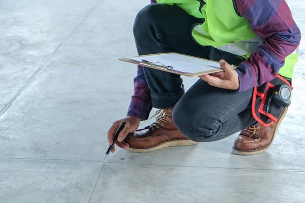 odeur urine incrustee beton assainir garage