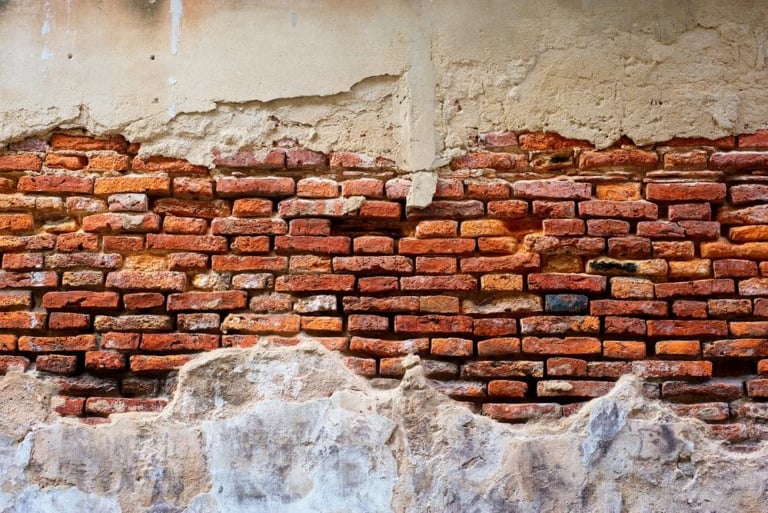 renover mur brique ancien plomb