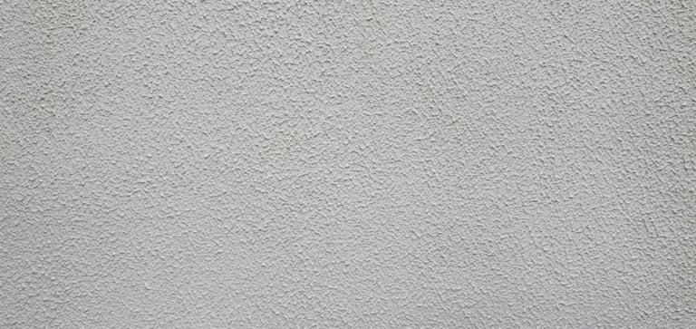 repeindre plafond crepi gouttelette defaut