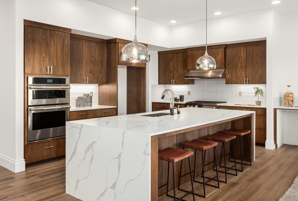 cuisine sur mesure bois massif marbre