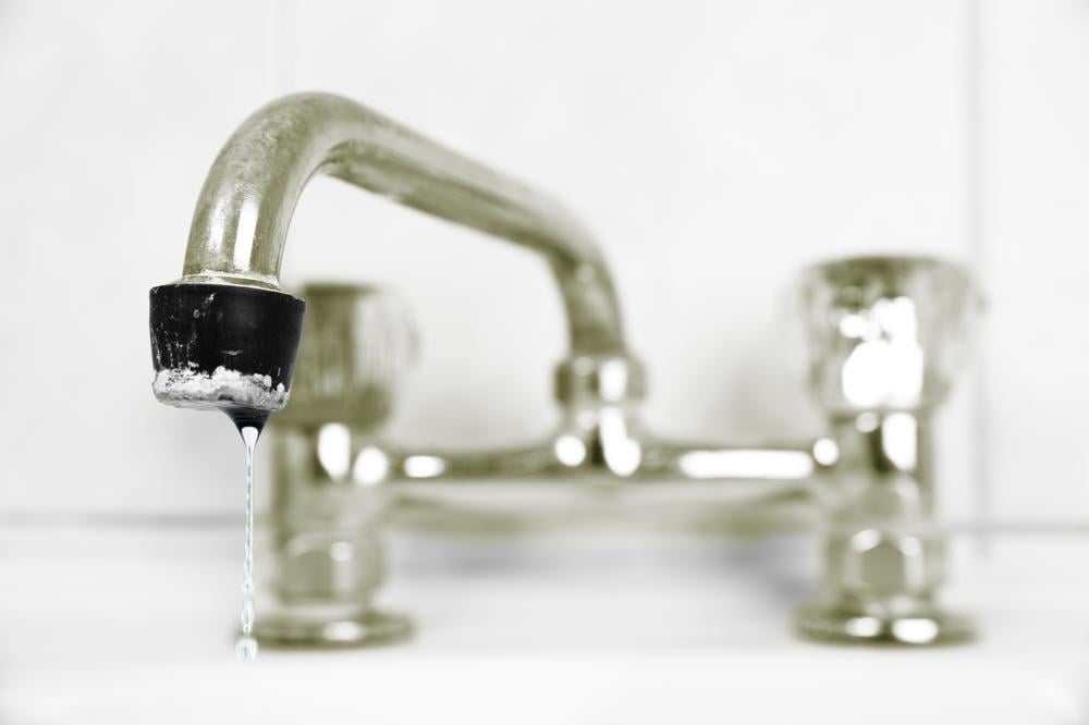 debit eau chaude faible remplacement chauffe eau