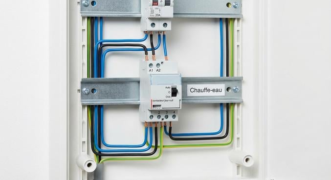 installer contacteur jour nuit chauffe eau