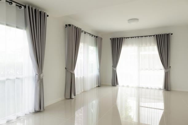 limiter chaleur fenetres ete solutions location