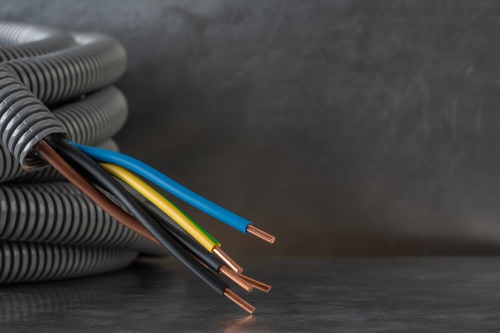 proteger cables electriques exterieurs