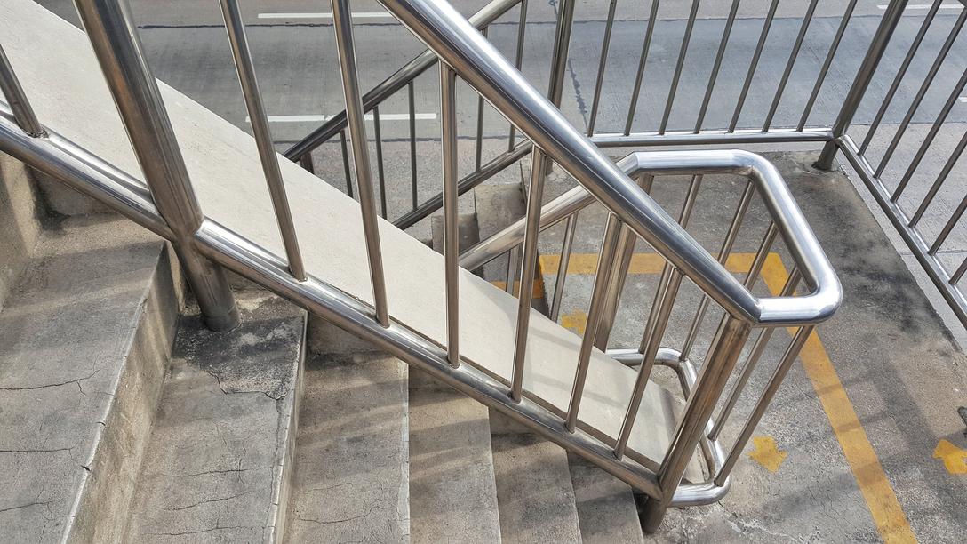 renover escalier exterieur beton methode durable