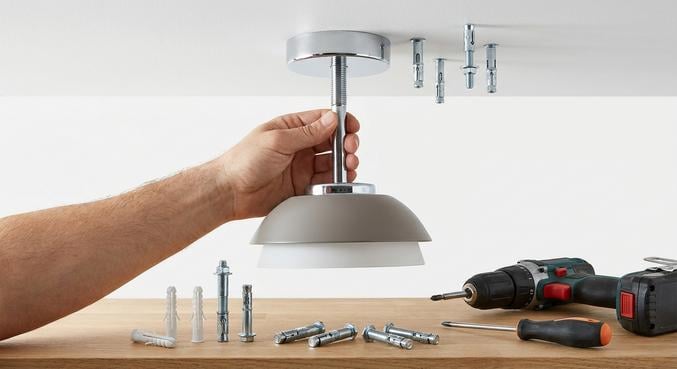 fixer plafonnier securite ancienne installation