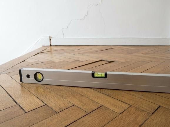 parquet affaisse nuisances sonores solutions
