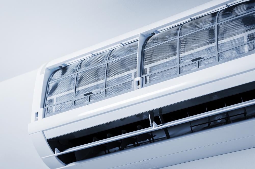 climatisation fuit interieur causes solutions