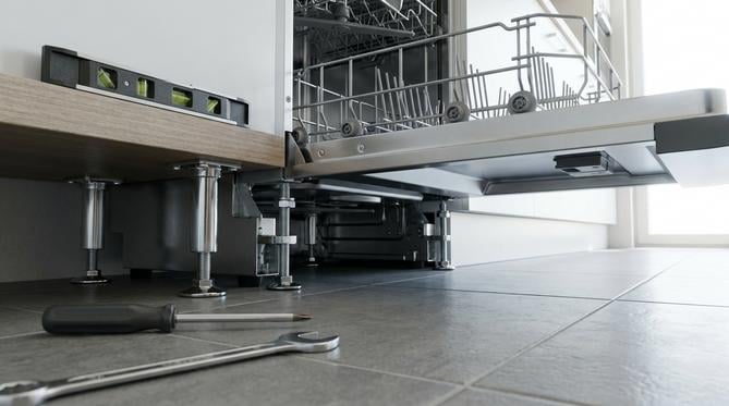 lave vaisselle encastre mal aligne reglages
