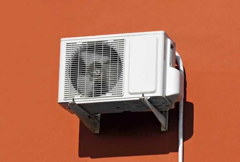 unite exterieure climatisation facade toiture impact chaleur performance