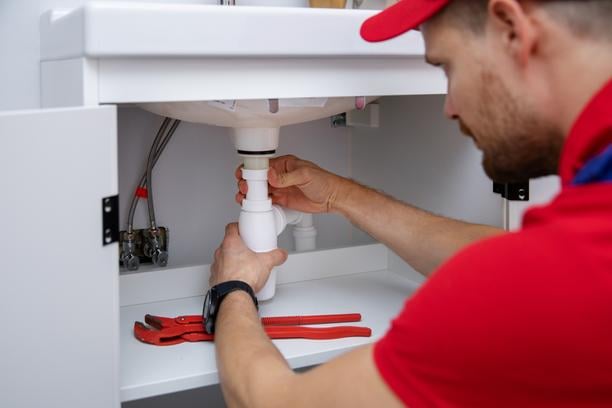 eau remonte evacuation lave vaisselle
