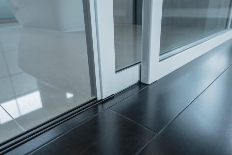 remplacer porte fenetre ouverture largeur