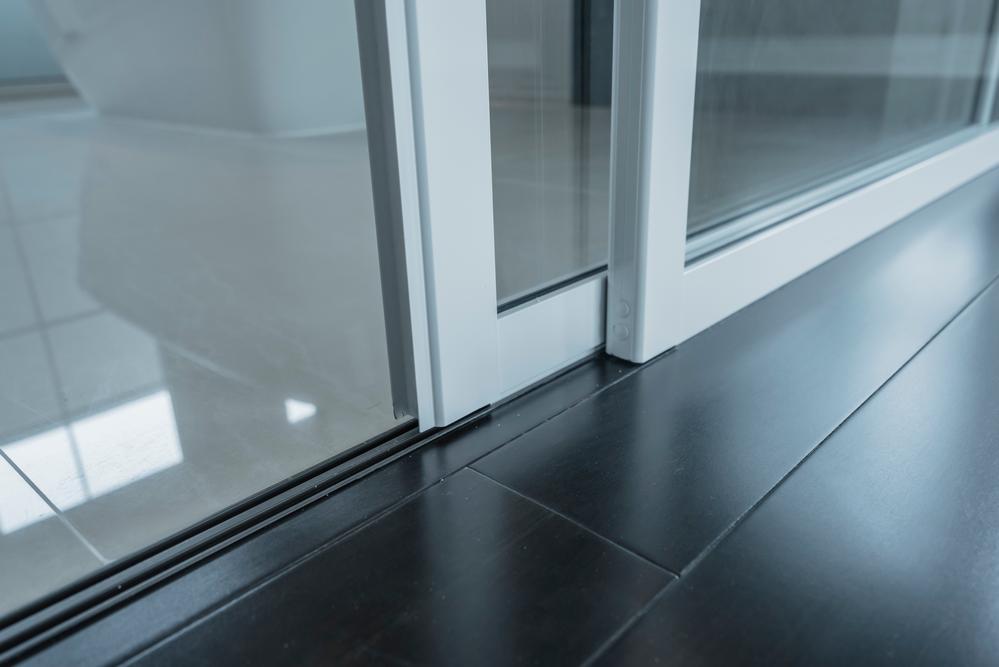 remplacer porte fenetre ouverture largeur