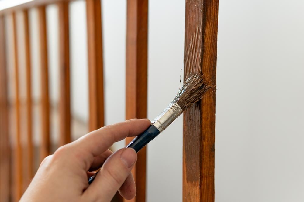 vernir escalier bois produit protection durable