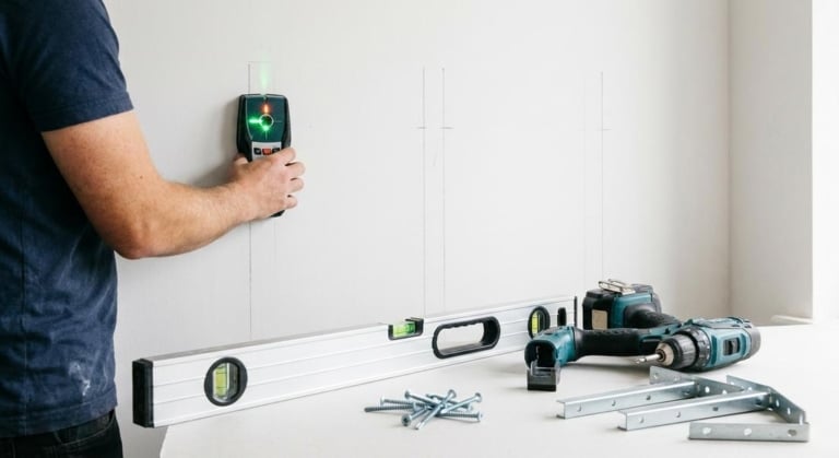 fixer etagere lourde placo chevilles utiliser