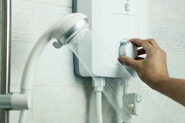 fuite douche identifier cause remplacer mitigeur