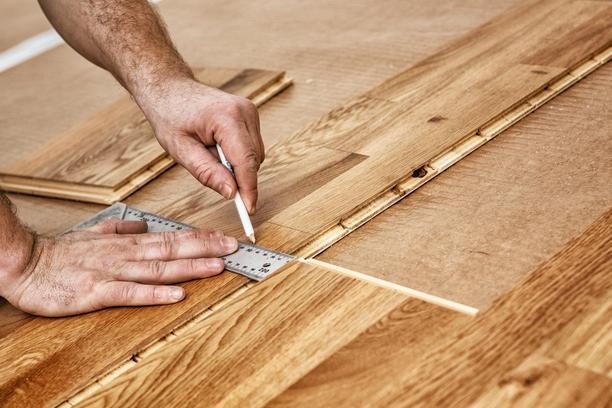 pose parquet stratifie conseils premier chantier