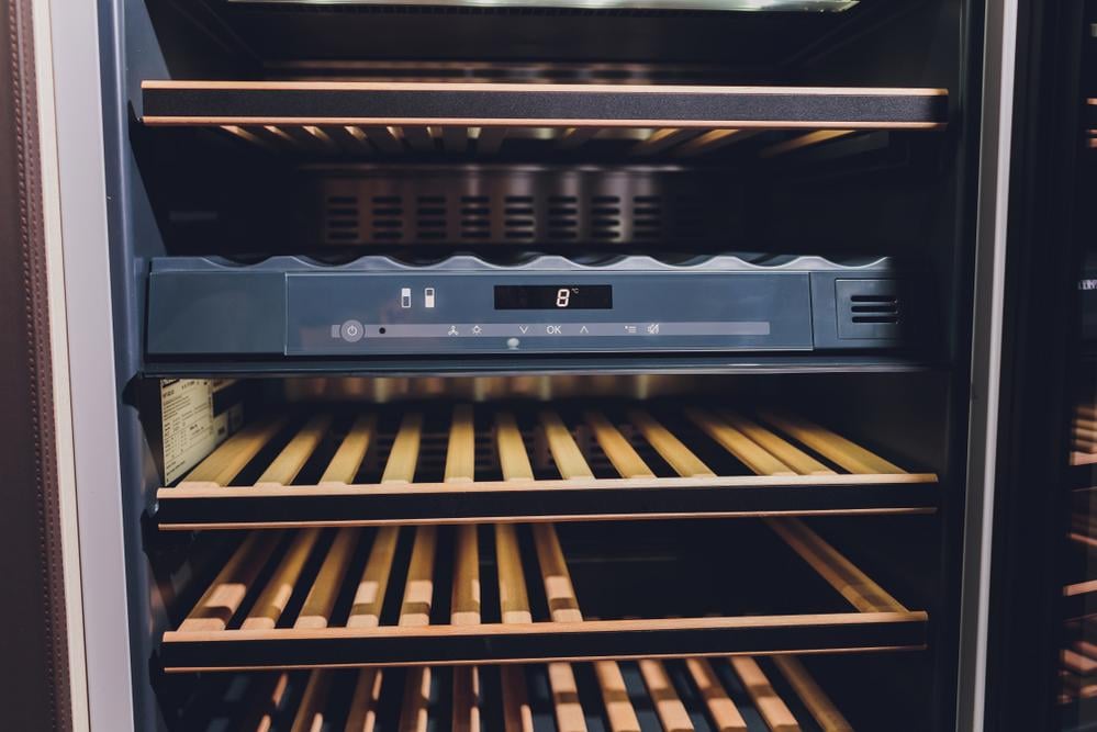 cave vin electrique equipement adapte interieur