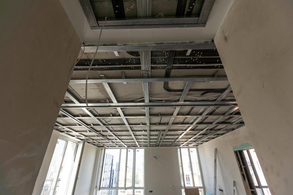 faux plafond autoportant pose cloisons