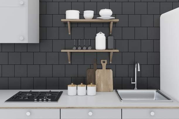 renover cuisine petit budget repeindre meubles credence plan travail