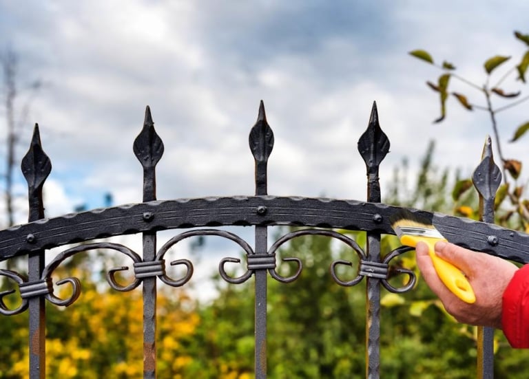 traiter rouille portail metallique