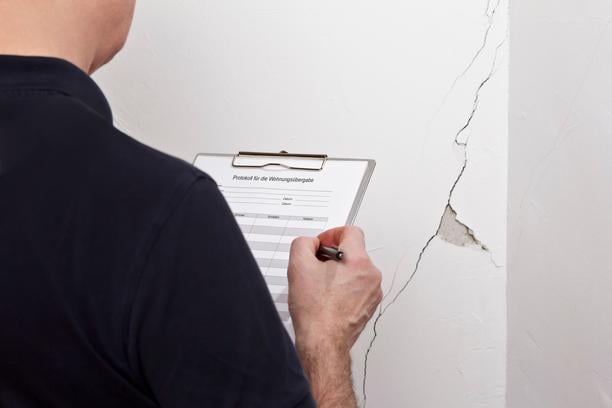 mur pierres crepi fissure travaux defaut reprise